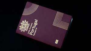 Passaporte emitido pelo governo português, Lisboa, 08 de outubro de 2021. ANTÓNIO COTRIM/LUSA