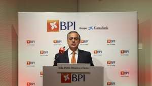 O presidente executivo do BPI, João Pedro Oliveira e Costa, usa da palavra durante a conferência de imprensa de divulgação dos resultados relativos ao exercício de 2022, na sede do BPI, em Lisboa, 03 de fevereiro de 2023. JOSÉ SENA GOULÃO/LUSA