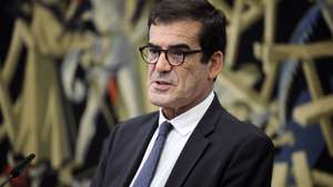O presidente da Câmara Municipal do Porto, Rui Moreira, intervém durante a cerimónia de apresentação do Plano de Urbanização de Campanhã, na Câmara Municipal do Porto, 17 de janeiro 2023. ESTELA SILVA/LUSA