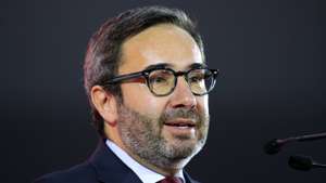 Jorge Moreira da Silva, candidato derrotado nas últimas eleições diretas do partido, discursa durante o 40.º Congresso Nacional do Partido Social Democrata (PSD), que decorre até domingo no Pavilhão Rosa Mota, no Porto, 02 de julho de 2022. O Congresso social-democrata que irá consagrar Luís Montenegro como 19.º presidente eleito do partido, o quinto que o PSD realiza no Porto, sendo a segunda vez que o palco é o Pavilhão Rosa Mota, tendo sido a primeira vez neste espaço em novembro de 1992, ou seja, há quase 30 anos. ESTELA SILVA/LUSA