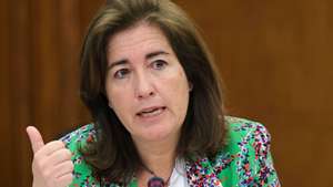 A ministra do Trabalho, Solidariedade e Segurança Social, Ana Mendes Godinho, intervém na sua audição perante Comissão de Trabalho, Segurança Social e Inclusão, na Assembleia da República, em Lisboa, 19 de abril de 2023. MANUEL DE ALMEIDA/LUSA