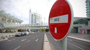 Vista geral da Avenida Dom João II, no Parque das Nações, em Lisboa, 26 de abril de 2020. O terceiro estado de emergência, devido à pandemia de Covid-19, irá prolongar-se até dia 02 de maio, continuando limitada a circulação de pessoas e o confinamento obrigatório. ANTÓNIO PEDRO SANTOS/LUSA