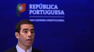 O ministro da Presidência, António Leitão Amaro, participa na conferência de imprensa no final da reunião do Conselho de Ministros, realizada esta manhã na residência oficial, no palácio de São Bento, em Lisboa, 02 de maio de 2024. ANTÓNIO COTRIM/LUSA