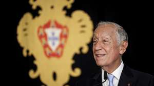 Portugal&#039;s President Marcelo Rebelo de Sousa and Mauritius’ President Prithvirajsing Roopun (not pictured) attend a press conference after a meeting at Belem Palace in Lisbon, Portugal, 15 July 2024. FILIPE AMORIM/LUSA