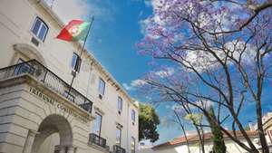 Pormenor da fachada do edifício do Tribunal Constitucional em Lisboa, 29 de abril de 2024. ANTÓNIO COTRIM/LUSA