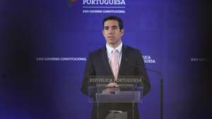 O ministro da Presidência, António Leitão Amaro, fala durante o briefing do Conselho de Ministros no Palácio de São Bento, em Lisboa, 05 de setembro de 2024. MANUEL DE ALMEIDA/LUSA