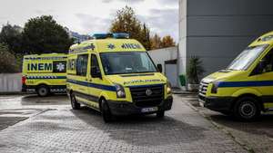 Viatura de emergência médica na Delegação Regional do Centro do INEM, em Coimbra, 21 de novembro de 2024. PAULO NOVAIS/LUSA