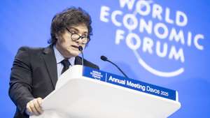 epa11846794 President of Argentina Javier Milei speaks during a panel session at the 55th annual meeting of the World Economic Forum (WEF), in Davos, Switzerland, 23 January 2025.  EPA/MICHAEL BUHOLZER
