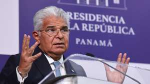 epa11870869 Panamanian President Jose Raul Mulino speaks during a press conference after meeting with US Secretary of State Marco Rubio, in Panama City, Panama, 02 February 2025. Mulino said he stressed that 'Panama's sovereignty is not in question' during his meeting with Rubio, which was held in the midst of a dispute over the Panama Canal, which US President Donald Trump has threatened to 'take back'.  EPA/GABRIEL RODRIGUEZ