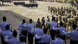 Militares das Forças Armadas Portuguesas posicionam-se para o inicio das cerimónias de Comemoração do 106.º aniversário da Batalha de La Lys e do Dia do Combatente
Presididas pelo Presidente da República Marcelo Rebelo de Sousa ( ausente na foto) no Mosteiro de Santa Maria da Vitória, Batalha, 7 de abril de 2024. PAULO CUNHA/LUSA