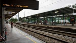 Na estação da CP de Coimbra-B não circulam comboios e as bilheteiras estão encerradas devido à greve dos trabalhadores da CP convocada pelo Sindicato Ferroviário da Revisão Comercial Itinerante (SFRCI), em Coimbra, 8 de maio de 2025. PAULO NOVAIS/LUS