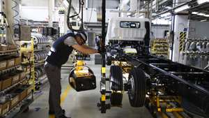 Fábrica da Mitsubishi Fuso Truck Europe na Zona Industrial do Tramagal, Abrantes, 31 de janeiro de 2025. PAULO CUNHA/LUSA