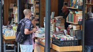 Primeiro dia da Feira do Livro de Lisboa, que estará aberta ao público entre 04 e 22 de junho, no Parque Eduardo VII, em Lisboa, 04 de junho de 2025. ANTÓNIO COTRIM/LUSA