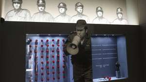 Salgueiro Maia, na exposição temporária "A GNR no 25 de Abril", no Museu da Guarda, no âmbito do 113.º aniversário da GNR e das comemorações dos 50 anos da revolução de 25 de Abril de 1974, Quartel do Carmo, em Lisboa, 16 de abril de 2024. CARLOS M. ALMEIDA/LUSA