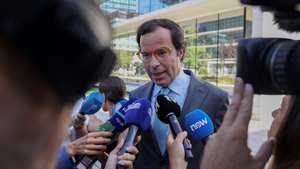 Francisco Proenca de Carvalho, the lawyer for former banker of the now defunct Banco Espirito Santo, Ricardo Salgado (not pictured), speaks to journalists upon his arrival at the Lisbon Central Criminal Court on Campus de Justica, where a panel of judges presided over by Susana Seca will try Socrates and 20 other defendants, including individuals and companies, for 117 crimes, in Lisbon, Portugal, 03 July 2025. Former Portuguese prime minister Jose Socrates and the other 20 official suspects in Operation Marques are to stand trial on Thursday at the Campus de Justiça in Lisbon, more than a decade after the case accusing the former PM of corruption came to light. ANTONIO PEDRO SANTOS/LUSA