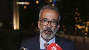 O ministro de Estado e dos Negócios Estrangeiros, Paulo Rangel, fala aos jornalistas sobre a invasão do espaço aereo da Polónia, em Tóquio, Japão, 10 de setembro de 2025. ANTÓNIO COTRIM/LUSA