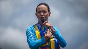 epa12444143 (FILE) Maria Corina Machado speaks to supporters during a caravan to promote the vote for the presidential candidate of the main opposition alliance in Venezuela, Edmundo Gonzalez Urrutia, ahead of the presidential elections, in Maturin, Venezuela, 20 July 2024 (reissued 10 October 2025). The Norwegian Nobel Committee has announced at the Norwegian Nobel Institute in Oslo, Norway, 10 October 2025, to award the Nobel Peace Prize for 2025 to Venezuelan opposition leader Maria Corina Machado.  EPA/Henry Chirinos