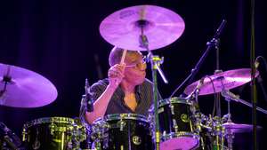 epa06897201 Jazz artist Jack DeJohnette performs during the 42nd Vitoria Jazz Festival in Vitoria, Basque Country, Spain, 18 July 2018.  EPA/ADRIAN RUIZ DE HIERRO