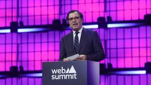 Portugal´s Minister of Economy and Territorial Cohesion, Manuel Castro Almeida, attends the final considerations about the Web Summit Lisbon 2025 edition, in Lisbon, Portugal, 13 November 2025. Web Summit 2025 is considered the largest technology conference in the world. The meeting brings together people from hundreds of fields: doctors who use apps to organize appointments, teachers interested in educational platforms, merchants looking to understand how digital technology attracts customers, designers, students seeking references, marketing professionals, researchers, curious minds, and even those who simply like to observe where the world is heading. ANTÓNIO PEDRO SANTOS/LUSA