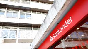 Banco Santander, em Lisboa, 12 de agosto de 2024. Banca. Santander. Economia. ANTÓNIO PEDRO SANTOS/LUSA