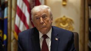 epa12579373 US President Donald Trump during a roundtable in the Cabinet Room at the White House in Washington, DC, USA, 08 December 2025, where he is reportedly expected to announce 12 billion aid plan for farmers.  EPA/YURI GRIPAS / POOL