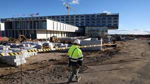Edifício do futuro Hospital Central do Alentejo, em construção, em Évora, 18 de novembro de 2025. NUNO VEIGA/LUSA