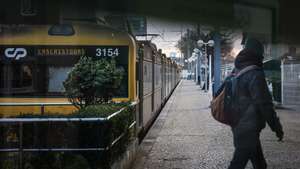 Greve de trabalhadores da CP e das várias empresas da IP - infraestruturas de Portugal, na estação de comboios de Cascais, 28 de fevereiro de 2023. RODRIGO ANTUNES/LUSA
