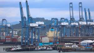 epa12486580 A general view of the Port of Balboa in Panama City, Panama, 27 October 2025. The Panama Canal Authority announced plans to award a concession for developing two new ports, one on each side of the canal, by the end of 2026. These container ports are expected to be operational by early 2029, representing an investment of approximately 2.6 billion US dollars.  EPA/CARLOS LEMOS