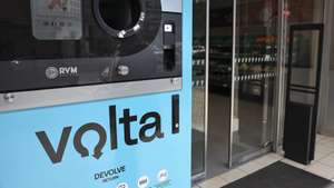 Máquina automática "Volta" de recolha de embalagens de bebidas não reutilizáveis, como garrafas e latas, em plástico, metal ou alumínio, para reciclagem, do novo Sistema de Depósito e Reembolso (SDR), que o Governo encara como dos maiores projetos ambientais de Portugal e que entra em funcionamento a partir do dia 10 de abril, em Lisboa, 08 de abril de 2026. ANTÓNIO COTRIM/LUSA