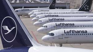 epa12891580 Lufthansa planes are stationed at Frankfurt Airport in Frankfurt am Main, Germany, 15 April 2026. The German Cockpit Association and the UFO trade union have called on their members to strike to press for better company pension benefits.  EPA/CHRISTOPHER NEUNDORF