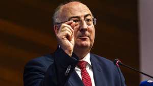 O ministro da Agricultura e Mar, José Manuel Fernandes, intervém durante a apresentação do Comando Integrado de Prevenção e Operações (CIPO), uma estrutura de coordenação para reduzir o risco de incêndio rural antes do verão, em Leiria, 8 de abril de 2026. Fazem parte do CIPO a Autoridade Nacional de Emergência e Proteção Civil (ANEPC), na coordenação operacional, o Instituto da Conservação da Natureza e das Florestas (ICNF), na orientação técnica e gestão florestal, a Agência para a Gestão Integrada de Fogos Rurais (AGIF), na monitorização e avaliação, a GNR, na fiscalização, as Forças Armadas, através do apoio operacional e logísticos, e um oficial de ligação nomeado pela Liga dos Bombeiros portugueses. PEDRO CASTANHEIRA E CUNHA/LUSA