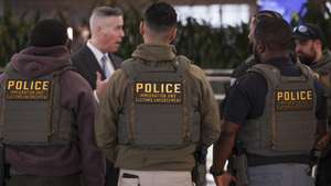 epa12846976 US Immigration and Customs Enforcement (ICE) agents patrol LaGuardia International Airport amid congestion caused by the Department of Homeland Security (DHS) shutdown in the Queens borough of New York, New York, USA, 24 March 2026. ICE agents have begun deploying to major US airports to assist the Transportation Security Administration (TSA) as a partial government shutdown triggers widespread security checkpoint delays. With the Department of Homeland Security (DHS) facing a funding lapse, TSA screeners and thousands of other federal employees are currently working without pay.  EPA/SARAH YENESEL