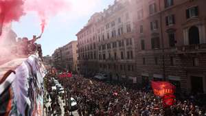 epa13034713 Members of the Italian General Confederation of Labour (CGIL), the National Association of Italian Partisans (ANPI), anti-fascist groups and the No Kings network take part in a protest in Rome, Italy, 13 June 2026.  EPA/EMANUELE VALERI