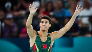 O ginasta português Gabriel Albuquerque reage após o seu exercício na final da prova de Trampolim, a contar para os Jogos Olímpicos de Paris, que decorrem entre 26 de julho e 11 de agosto, em Paris, França, 02 de agosto de 2024. JOSÉ SENA GOULÃO/LUSA