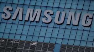 epa12999357 The Samsung logo adorns the Samsung Research and Development Center in Hanoi, Vietnam, 28 May 2026. Samsung is one of the largest foreign investors in the country, currently operating six manufacturing plants, a research and development center and a sales entity across Bac Ninh, Thai Nguyen, Hanoi, and Ho Chi Minh City.  EPA/LUONG THAI LINH