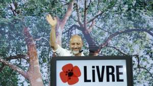 O co-porta-voz cessante do Livre, Rui Tavares, no final da sua intervenção durante o 17º Congresso do partido, em Sintra, 11 de julho de 2026. ANTÓNIO PEDRO SANTOS/LUSA