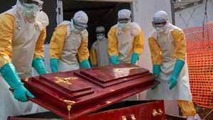 epaselect epa13075400 Staff carry a coffin for a victim of Ebola at the hospital in Mongbwalu, Ituri, Democratic Republic of Congo, 26 June 2026 (issued 30 June 2026). Mongbwalu in Ituri, a town situated in the eastern Democratic Republic of the Congo, is where the Bundibugyo Ebola virus outbreak is believed to have started. Ituri is the most affected province, with 1,165 confirmed cases from 23 health zones, according to the country's Ministry of Health.  EPA/DIEUDONNE DIROLE