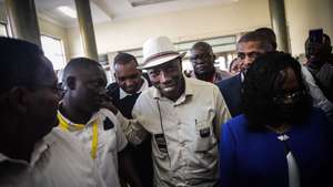 O candidato à presidência da Guiné-Bissau, Domingos Simões Pereira, apresenta as suas propostas de campanha à comunidade guineense na Faculdade de Letras da Universidade de Lisboa, em Lisboa, 13 de outubro de 2019. MÁRIO CRUZ/LUSA