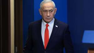 epa13039731 Israeli Prime Minister Benjamin Netanyahu during a news conference in Jerusalem, 15 June 2026, following the announcement of a US-Iran mediated preliminary framework to end regional military hostilities.  EPA/RONEN ZVULUN / POOL