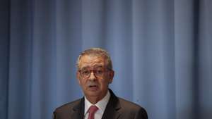 O Presidente da República, António José Seguro, intervém durante a inauguração da nova Estrutura Residencial para Pessoas Idosas (ERPI), da Associação de Solidariedade Social, Recreativa e Desportiva de Vila Chã de Sá, no Complexo Desportivo Pedra D’Águia, em Vila Chã de Sá, Viseu, 06 de agosto de 2026. ESTELA SILVA/LUSA