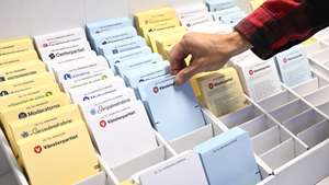 epa13192124 Ballot papers are prepared for early voting at Stockholm City Hall in Stockholm, Sweden, 26 August 2026.  EPA/FREDRIK SANDBERG  SWEDEN OUT