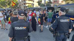 epa13195374 Police guards as citizens of Ceuta protest against migration crisis in Ceuta, 27 August 2026. Protests erupted in the Spanish enclave of Ceuta over the past two days, with residents demanding political resignations and the expulsion of migrants amid an escalating migration crisis.  EPA/REDUAN