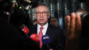 O Presidente da República, António José Seguro, presta declarações aos jornalistas à saída da XXIV Bienal Internacional de Arte de Cerveira (BIAC), Vila Nova de Cerveira, 23 de agosto de 2026. MANUEL FERNANDO ARAÚJO/ LUSA