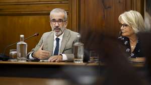 O ministro de Estado e dos Negócios Estrangeiros, Paulo Rangel (E), ouvido na Comissão de Assuntos Europeus na Assembleia da República, em Lisboa, 10 de setembro de 2026. FILIPE AMORIM/LUSA