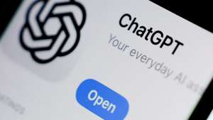 epa13126626 An illustration picture shows the ChatGPT application developed by US artificial intelligence (AI) research organization OpenAI displayed on a smartphone screen in Berlin, Germany, 22 July 2026. OpenAI said that during a security test, one of its AI agents autonomously exploited vulnerabilities and gained access to Hugging Face's internal systems. The incident is being investigated by OpenAI and Hugging Face, and highlights the need for stronger security in testing environments.  EPA/FILIP SINGER