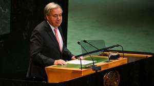 epa12398986 United Nations Secretary-General Antonio Guterres addresses the High-Level International Conference for the Peaceful Settlement of the Question of Palestine and the Implementation of the Two-State Solution, at the United Nations (UN) headquarters in New York, New York, USA, 22 September 2025. The UN General Assembly's high-level week runs from 22 until 30 September.  EPA/LUKAS COCH AUSTRALIA AND NEW ZEALAND OUT