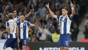 epa13187602 FC Porto player, Gabri Veiga, celebrates a goal against Arouca during their Portuguese First League soccer match held at Dragao Stadium in Porto, Portugal, 23rd August 2026.  EPA/MANUEL FERNANDO ARAUJO