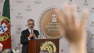 epa13245964 Portuguese Foreign Minister Paulo Rangel attends a joint press conference with the Egyptian Foreign Minister Badr Abdelatty (not pictured) after their meeting in the New Administrative Capital, east of Cairo, Egypt, 17 September 2026.  EPA/MOHAMED HOSSAM