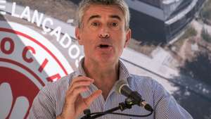 O Secretário-Geral do Partido Socialista, José Luís Carneiro, participa na rentrée do Partido Socialista (PS) de Torres Vedras, realizada no Parque Verde do Choupal, em Torres Vedras,, 20 de setembro de 2026. CARLOS BARROSO/LUSA