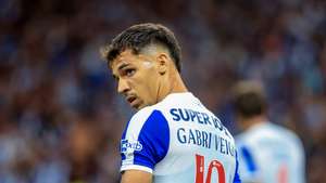 FC Porto player, Gabri Veiga, celebrates after scoring the 1-0 lead goal against Benfica, during Portuguese First League soccer match held at Dragão Stadium in Porto, Portugal, 20 September 2026. JOSÉ COELHO/LUSA